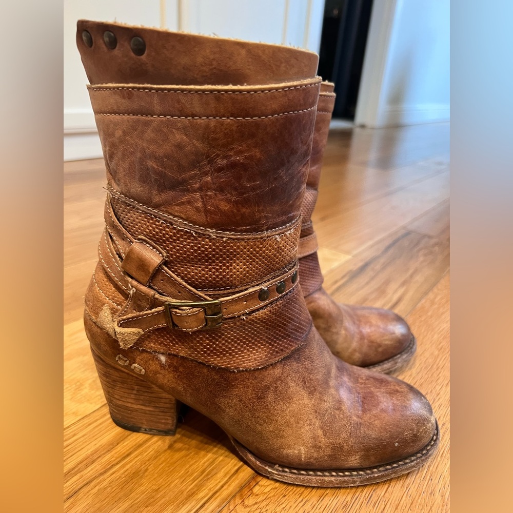 Bed Stu boots 9.5
